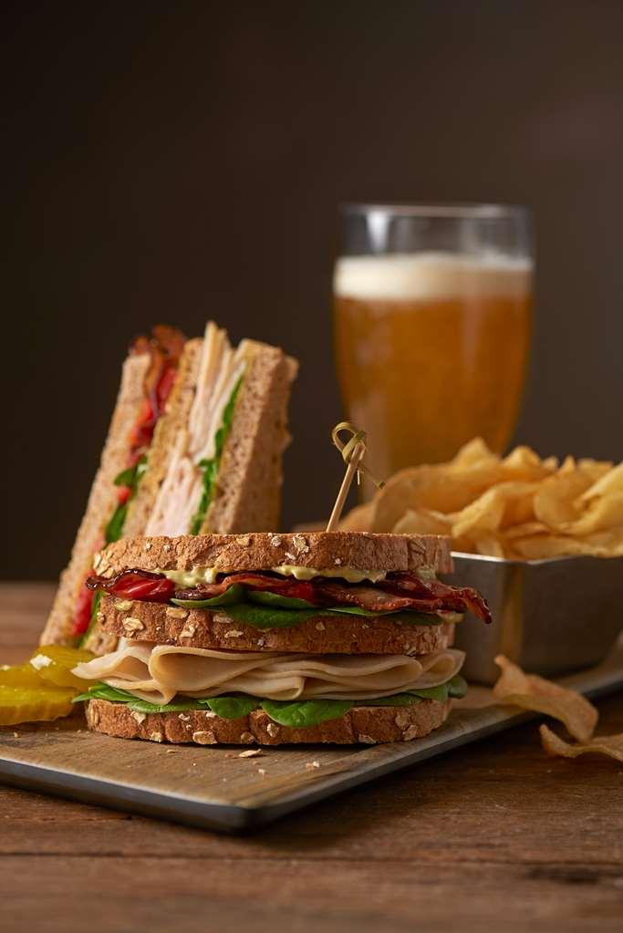 Hyatt Place Columbus-North Ristorante foto